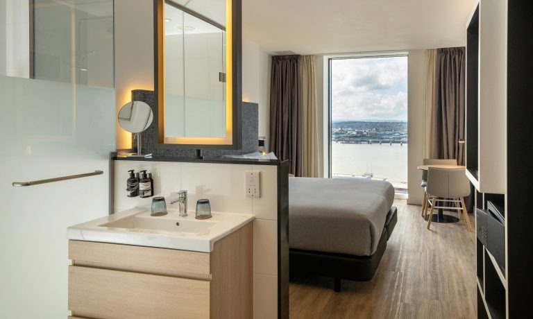 Roca specified at new INNSiDE Liverpool 4 -star hotel Roca InnsideLiverpool hotel