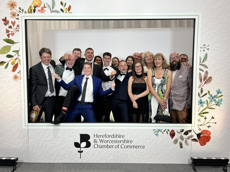 Neoperl UK wins UK Manufacturer of the year