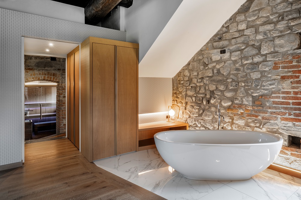 700 year-old Relais Castello di Casiglio undergoes restoration Relais Castello di Casiglio