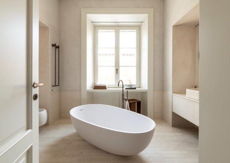 Palazzo Carmi apartment blends classical architecture with contemporary bathroom design Bathroom-Review-Ceadesign_PALAZZO-CARMI_Blank