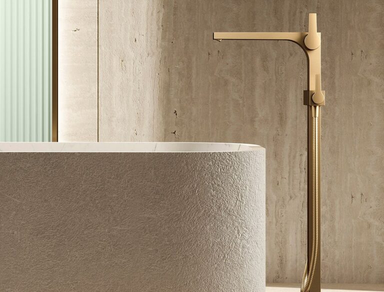 A-KEUCO_brass_brushed-bathroom-accessory-for-the-bath